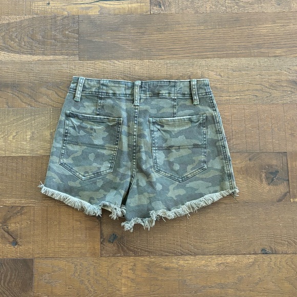 we the free camo shorts - Picture 4 of 6